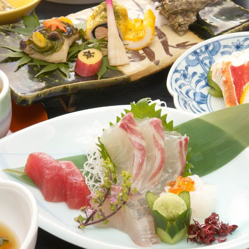 刺身の盛り合わせ