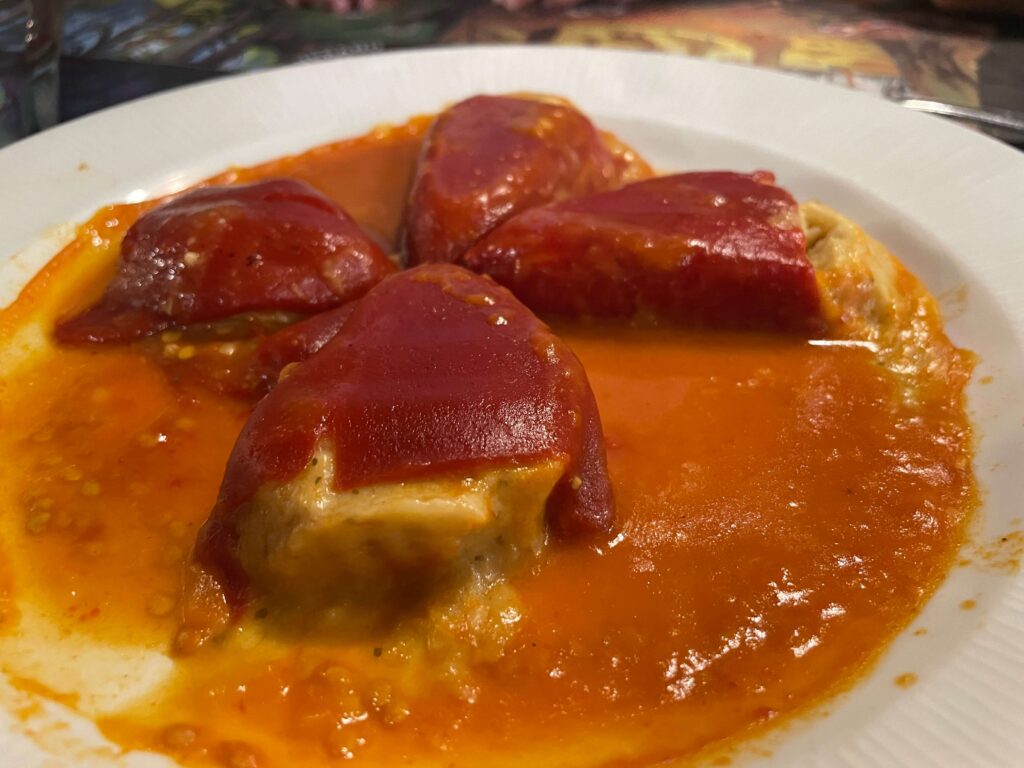 赤パプリカピキーリョの詰め物