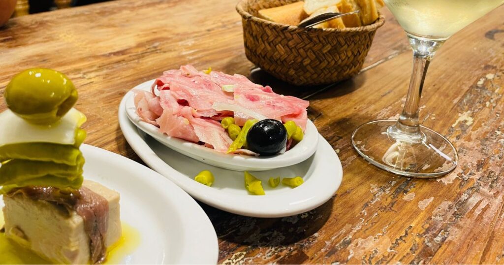 Bodega Donostiarraのピンチョス